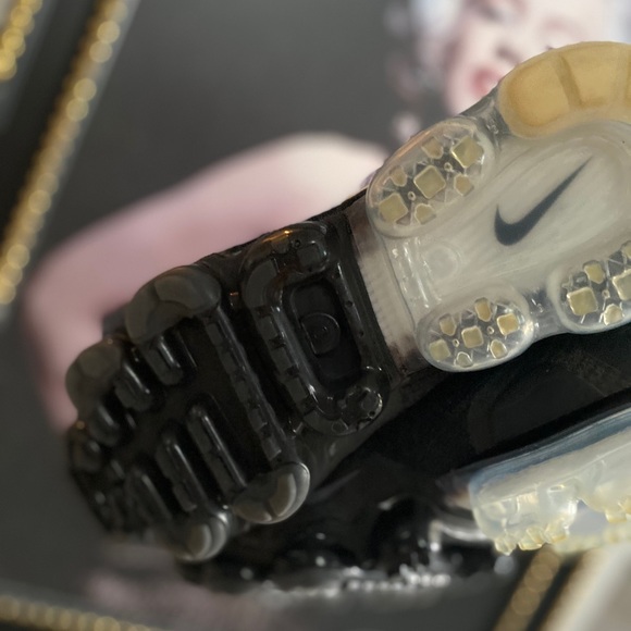 SOLD - Picture 4 of 4